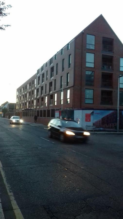 Close To Central Line Hotel London Exterior photo